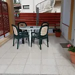 وفيلات فيليبو بيتش * لارنكا