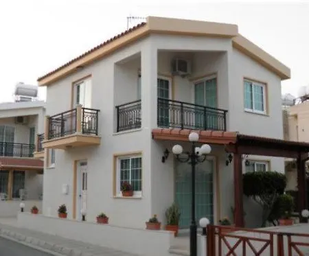 Apartman Philippou & *
