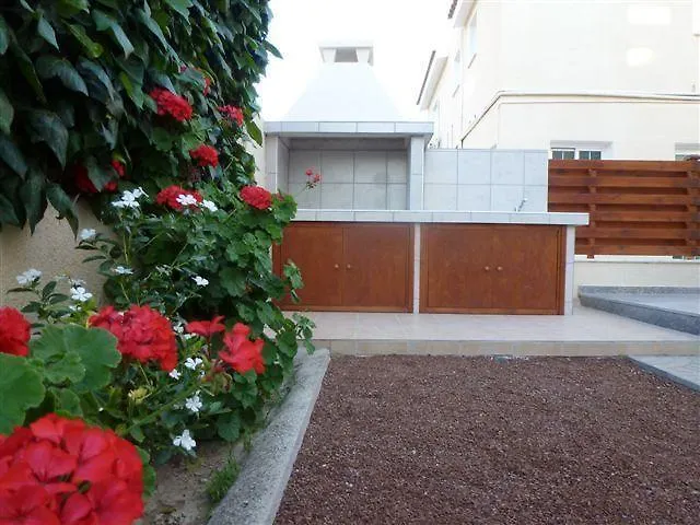 Philippou & アパート *